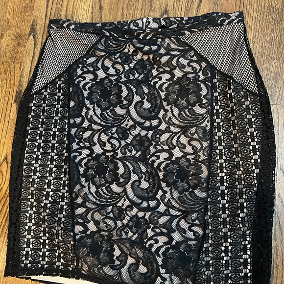 Mossimo Black Lace Overlay Skirt Sz XXL 2x - Picture 2 of 3